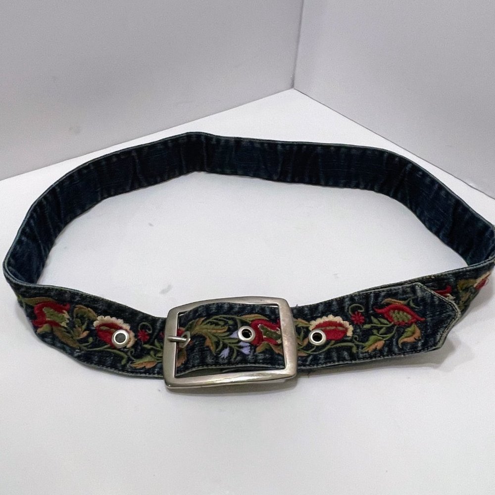 Vintage Judy's Fashion Denim Floral Embroidered Boho Bohemian Hippie Belt Sz: 13 - Picture 3 of 8